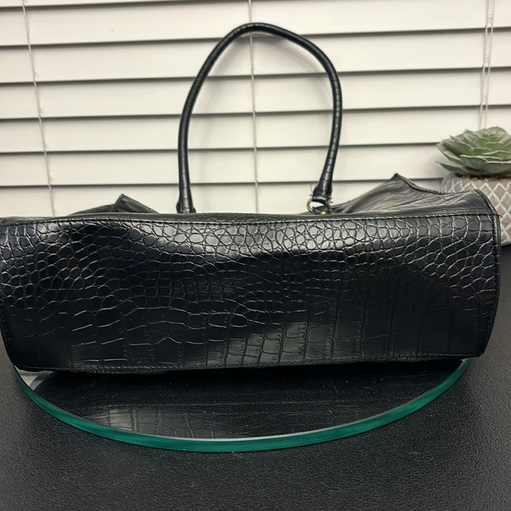 Tommy Hilfiger Black Crocodile-Embossed Open Tote Bag Gold Hardware - Picture 7 of 10